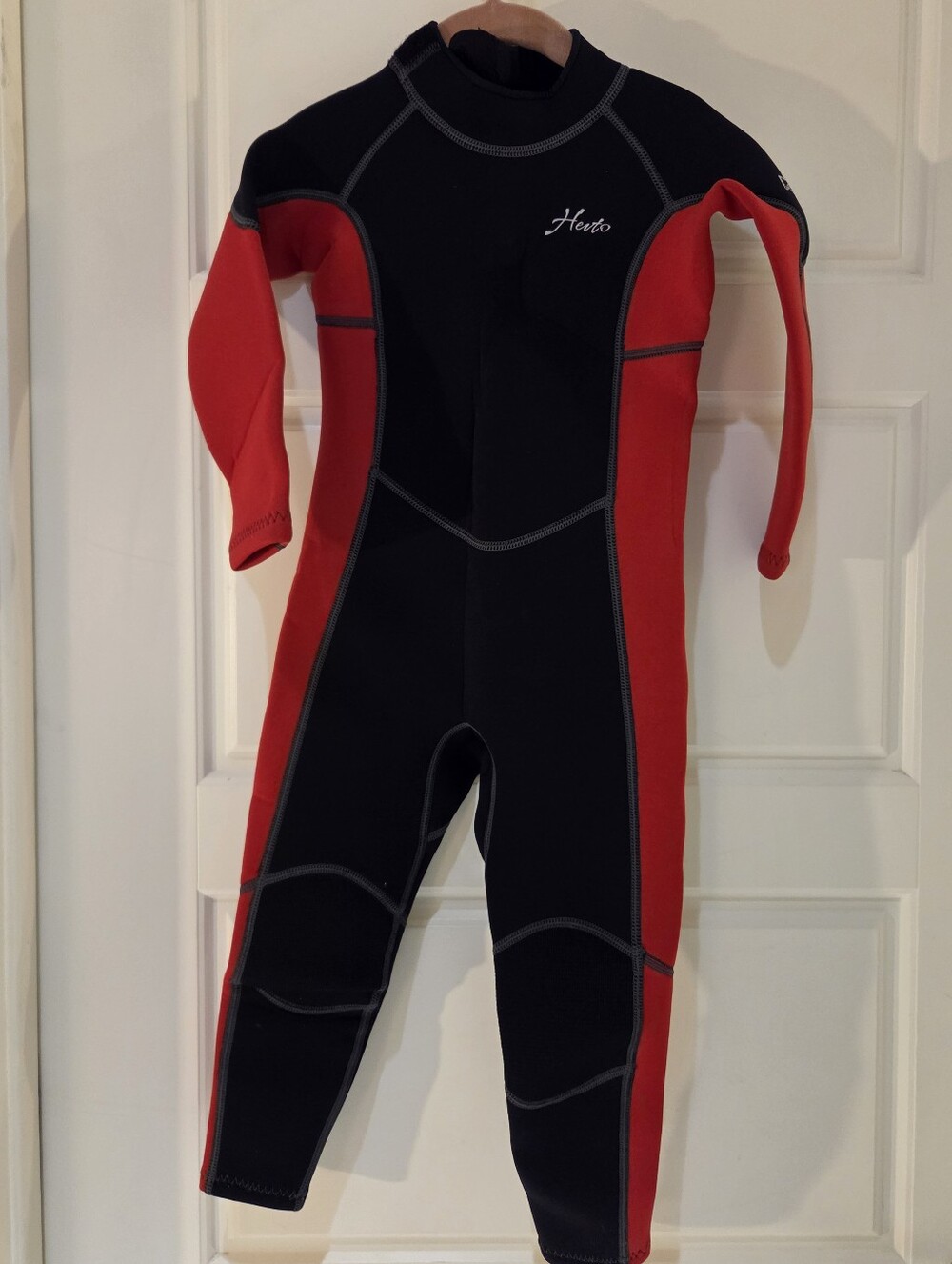 Hevto Kids Back Zip Wetsuit For Boys Or Girls - Sz 4